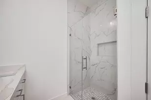 7307 W Knoll St, Houston, TX 77028 - Photo 7