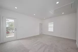 7307 W Knoll St, Houston, TX 77028 - Photo 19