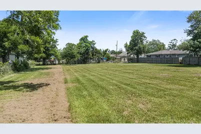 7821 Melrose Street, Houston, TX 77022 - Photo 7