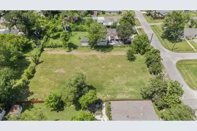 7821 Melrose Street, Houston, TX 77022 - Photo 5