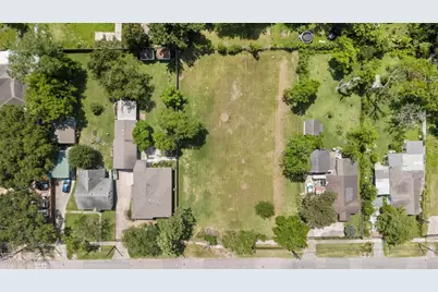 7821 Melrose Street, Houston, TX 77022 - Photo 9