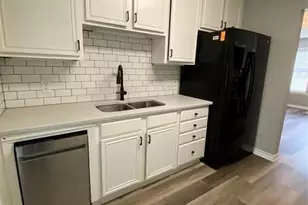 8430 Churchville Dr, Houston, TX 77080 - Photo 7