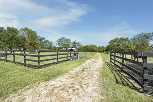 33 Riverwood Ln, Hempstead, TX 77445 - Photo 33