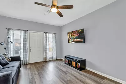 3925 Lowden Street #B, Houston, TX 77051 - Photo 19