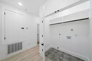 9030 Brandon St, Houston, TX 77051 - Photo 41