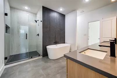 9030 Brandon Street #A/B, Houston, TX 77051 - Photo 39