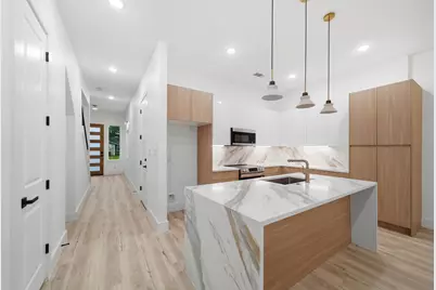 9030 Brandon Street #A/B, Houston, TX 77051 - Photo 11