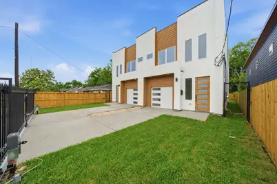 9030 Brandon Street #A/B, Houston, TX 77051 - Photo 3