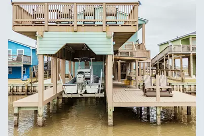 619 Private Road 675, Sargent, TX 77414 - Photo 5