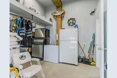 619 Private Road 675, Sargent, TX 77414 - Photo 27