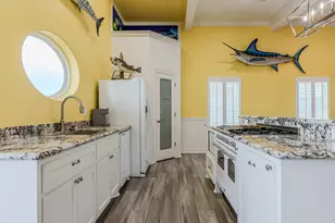 619 Private Rd 675, Sargent, TX 77414 - Photo 11