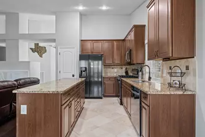 20822 Whitevine Way, Katy, TX 77450 - Photo 9