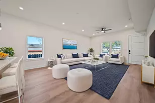 234 E 39th St, Houston, TX 77018 - Photo 3