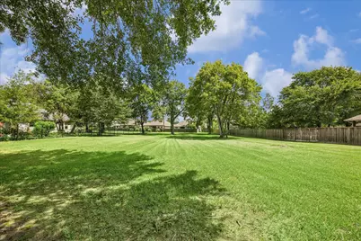 13055 Point Aquarius, Willis, TX 77318 - Photo 13
