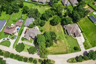 13055 Point Aquarius, Willis, TX 77318 - Photo 1