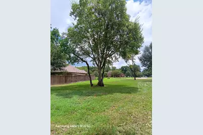 13055 Point Aquarius, Willis, TX 77318 - Photo 15