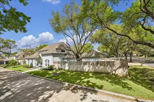 559 Rancho Bauer Dr, Houston, TX 77079 - Photo 31