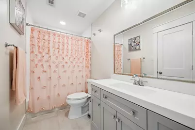559 Rancho Bauer Drive, Houston, TX 77079 - Photo 21