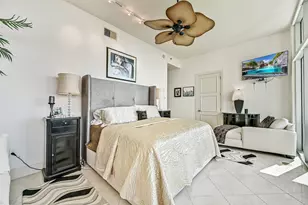 801 E Beach Dr, Galveston, TX 77550 - Photo 29