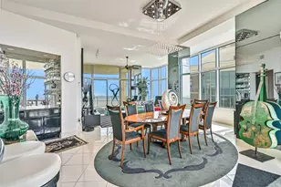 801 E Beach Dr, Galveston, TX 77550 - Photo 9