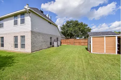 3918 Austin Lake Court, Pearland, TX 77581 - Photo 31