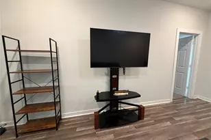 8049 Ritz St, Houston, TX 77028 - Photo 7