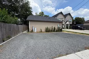 8049 Ritz St, Houston, TX 77028 - Photo 19
