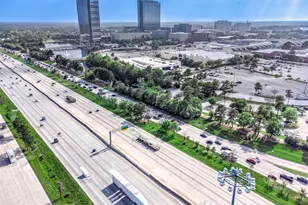 27210 Jimmy Ln, Conroe, TX 77385 - Photo 3