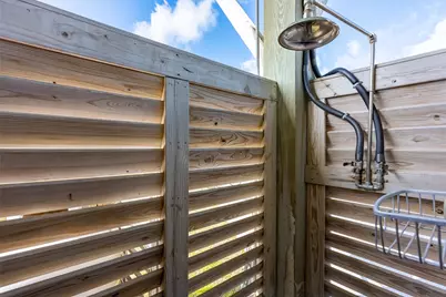 1009 N Monkhouse Drive, Port Bolivar, TX 77650 - Photo 49