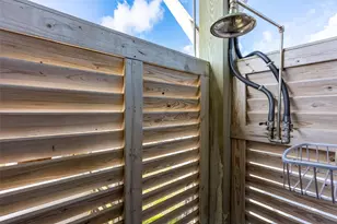 1009 N Monkhouse Dr, Port Bolivar, TX 77650 - Photo 49