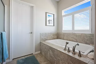 1009 N Monkhouse Drive, Crystal Beach, TX 77650 - Photo 27
