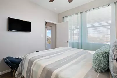 1009 N Monkhouse Drive, Port Bolivar, TX 77650 - Photo 33