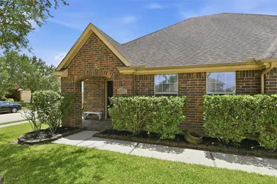 2002 Water Oak Drive, Pearland, TX 77581 - Photo 3