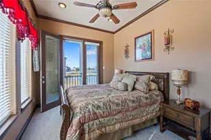 26 Half Moon, Hitchcock, TX 77563 - Photo 35