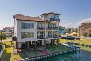 26 Half Moon, Hitchcock, TX 77563 - Photo 3