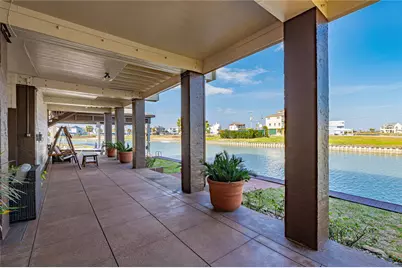 26 Half Moon, Hitchcock, TX 77563 - Photo 11