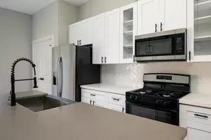 417 Stonework Oaks Ln, Houston, TX 77076 - Photo 9