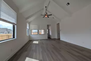 18078 Brennie Bird Ln, Conroe, TX 77302 - Photo 9