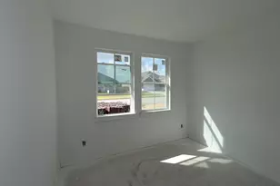 12023 Old Fashion Cir, Mont Belvieu, TX 77535 - Photo 9