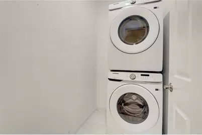 5317 Chennault Road #A / B, Houston, TX 77033 - Photo 15