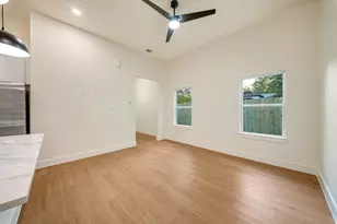 944 Lucky St, Houston, TX 77088 - Photo 25