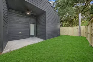 944 Lucky St, Houston, TX 77088 - Photo 19
