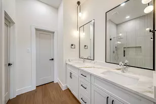 944 Lucky St, Houston, TX 77088 - Photo 11