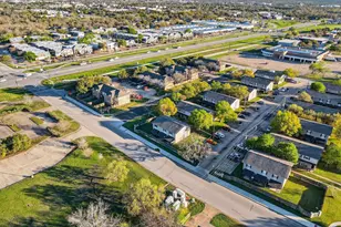 1400 Summit St, College Station, TX 77845 - Photo 23