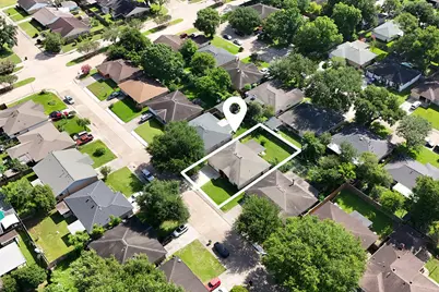 11819 S Ridgewood Circle, Houston, TX 77071 - Photo 3