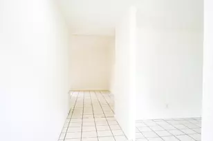 11819 S Ridgewood Cir, Houston, TX 77071 - Photo 9
