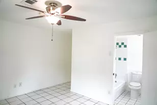 11819 S Ridgewood Cir, Houston, TX 77071 - Photo 21