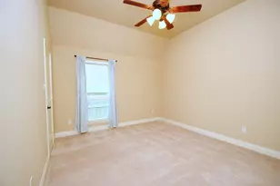 13615 Becket Bluff Ct, Pearland, TX 77584 - Photo 29