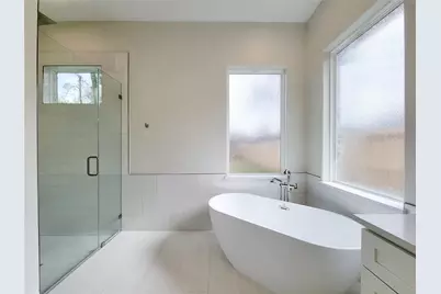 10308 Lakewood Drive, Conroe, TX 77385 - Photo 35