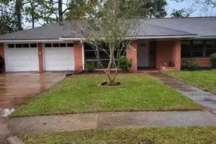 1017 Oak Dr, Liberty, TX 77575 - Photo 5